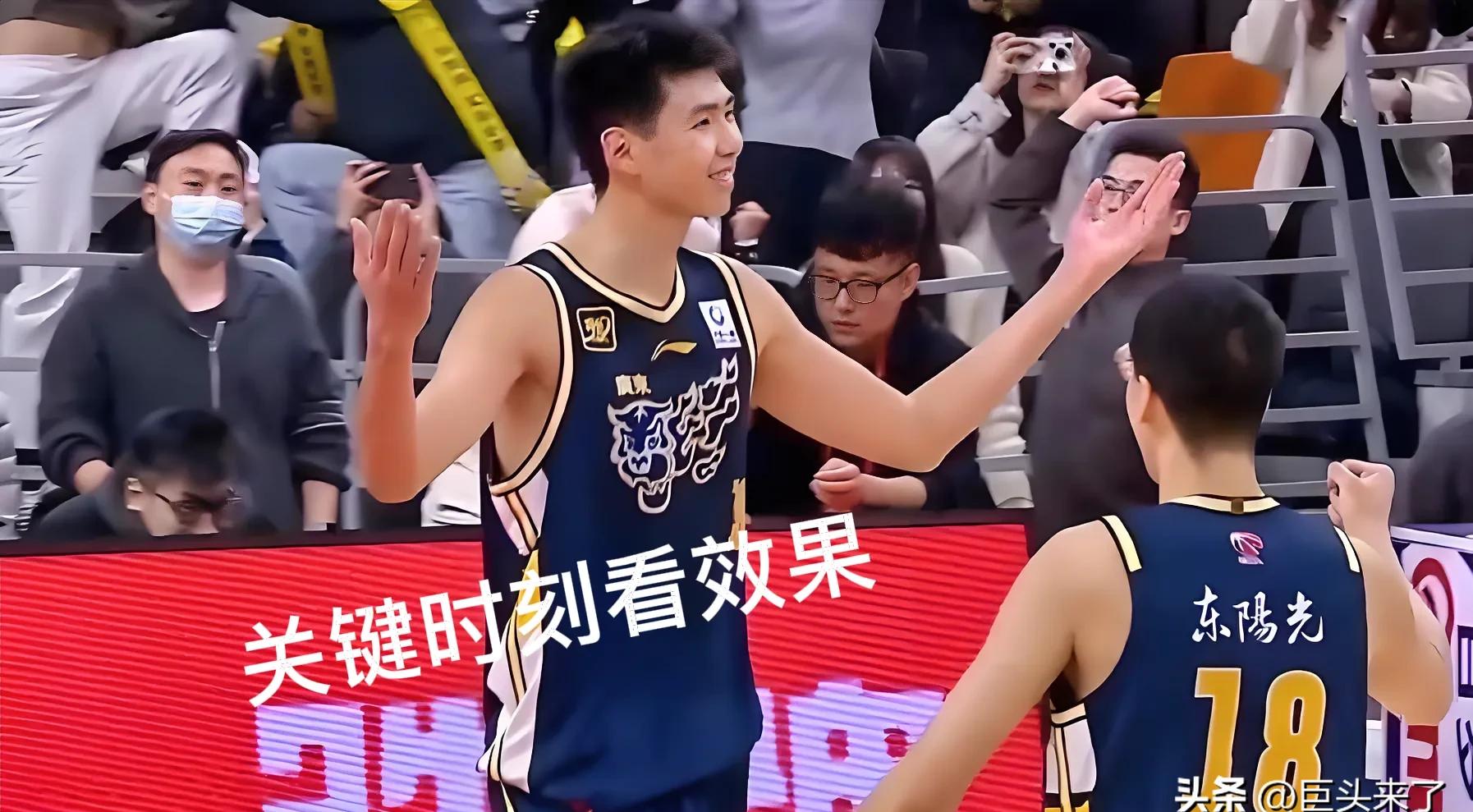 好博体育-比赛中硬刚主帅！曝徐昕已向杜锋道歉并取得原谅(被拿下的7个上将)